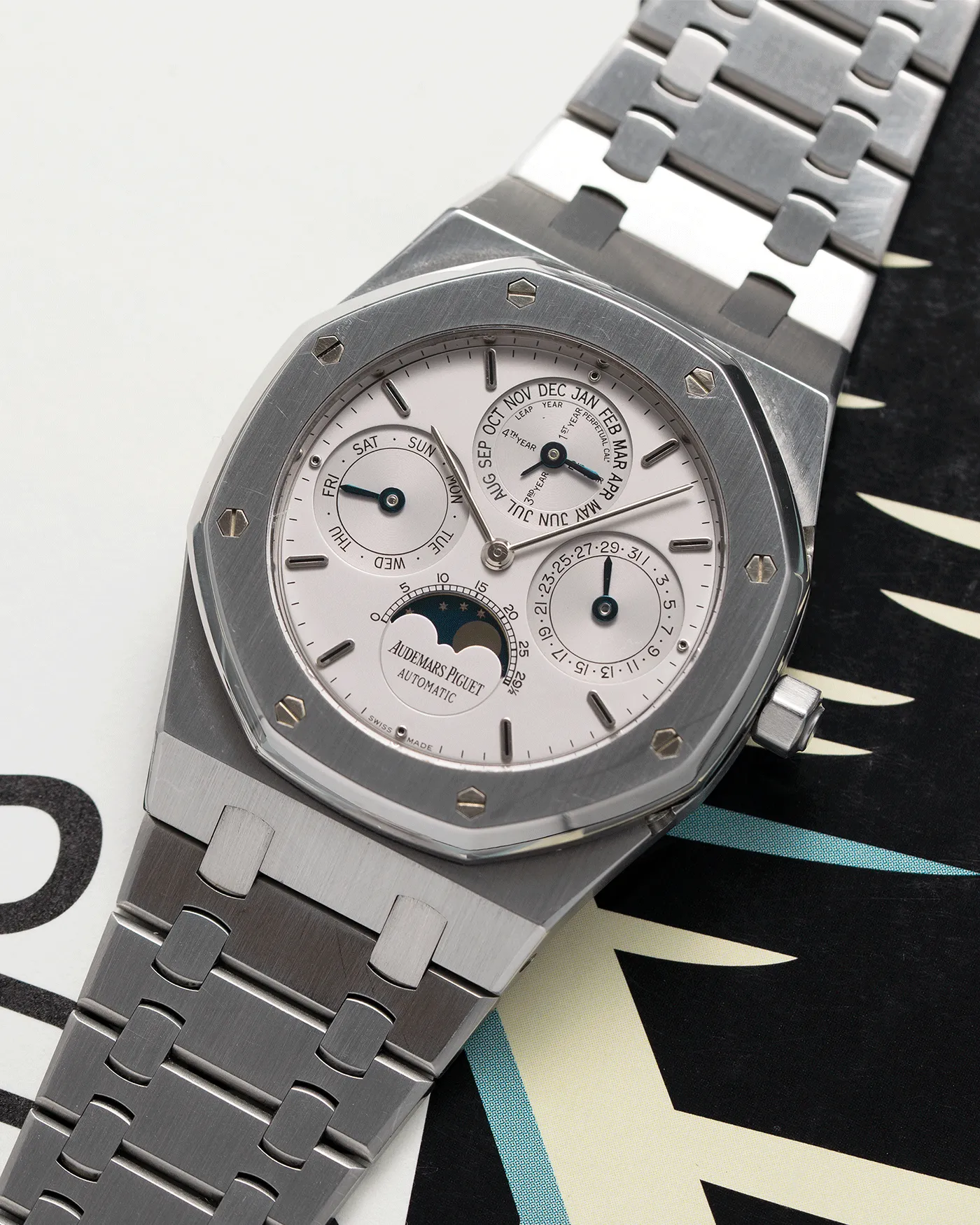 Audemars Piguet Royal Oak 25820ST Smooth Grey