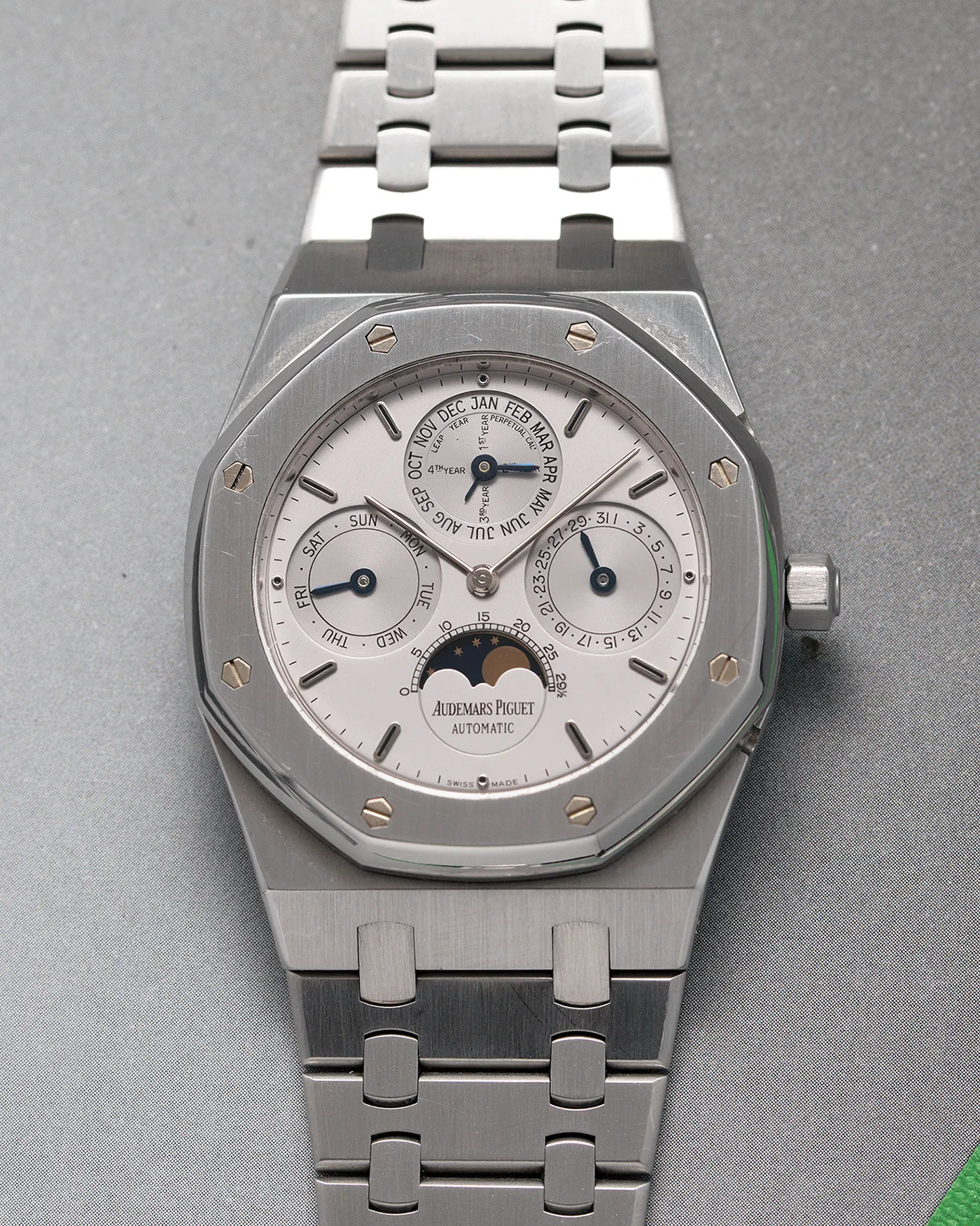 Audemars Piguet Royal Oak 25820ST Smooth Grey