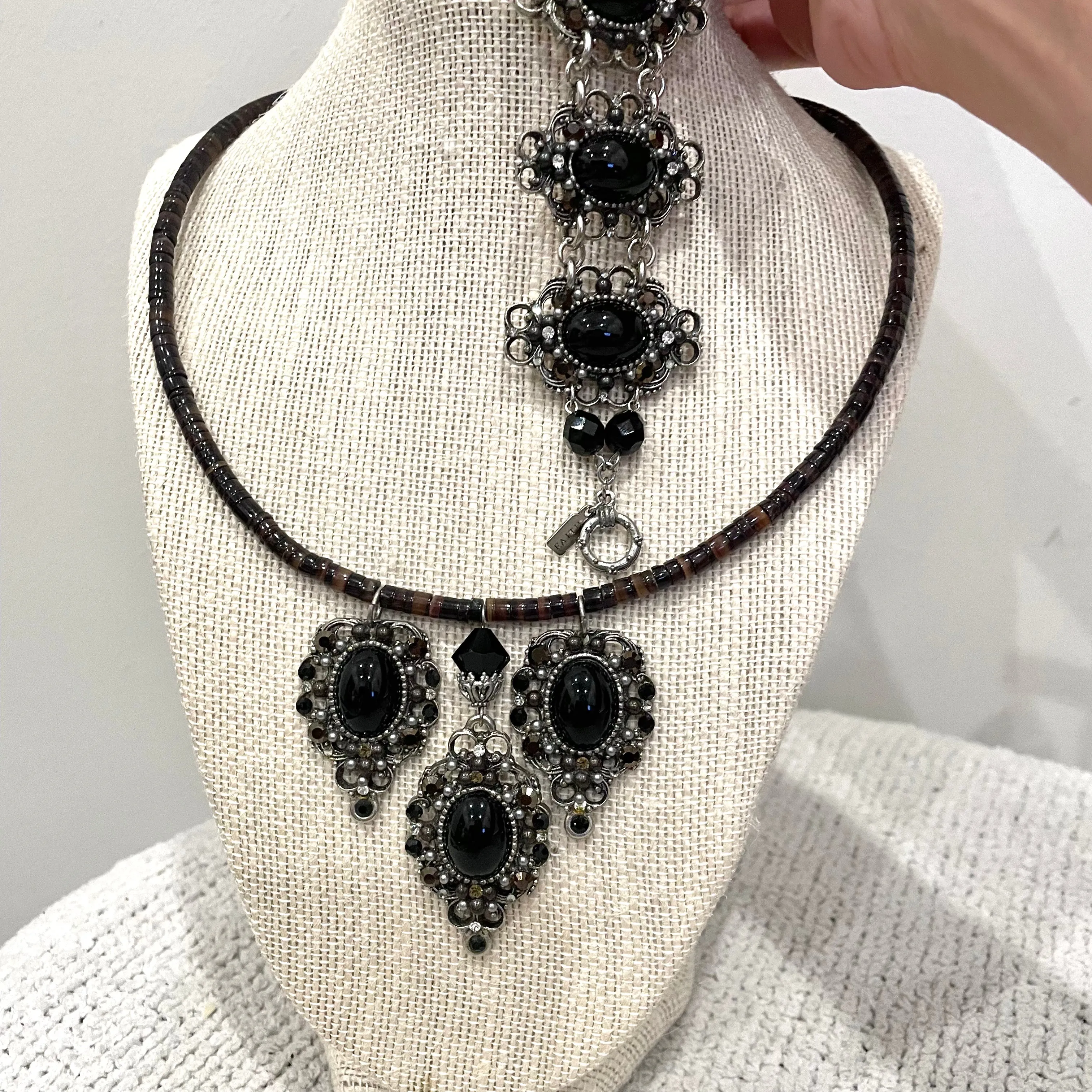 Beaded Black Jewelry Set