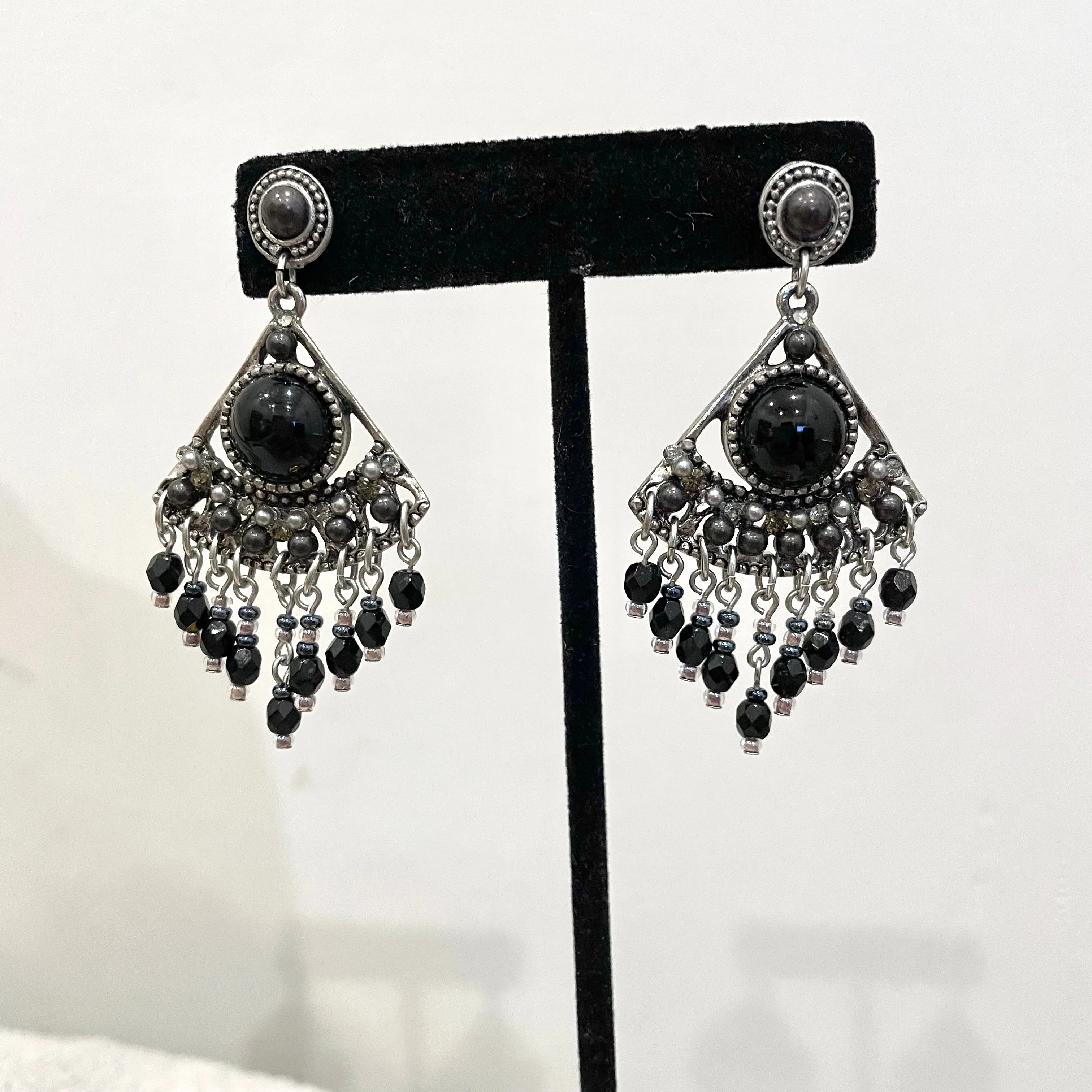 Beaded Black Jewelry Set