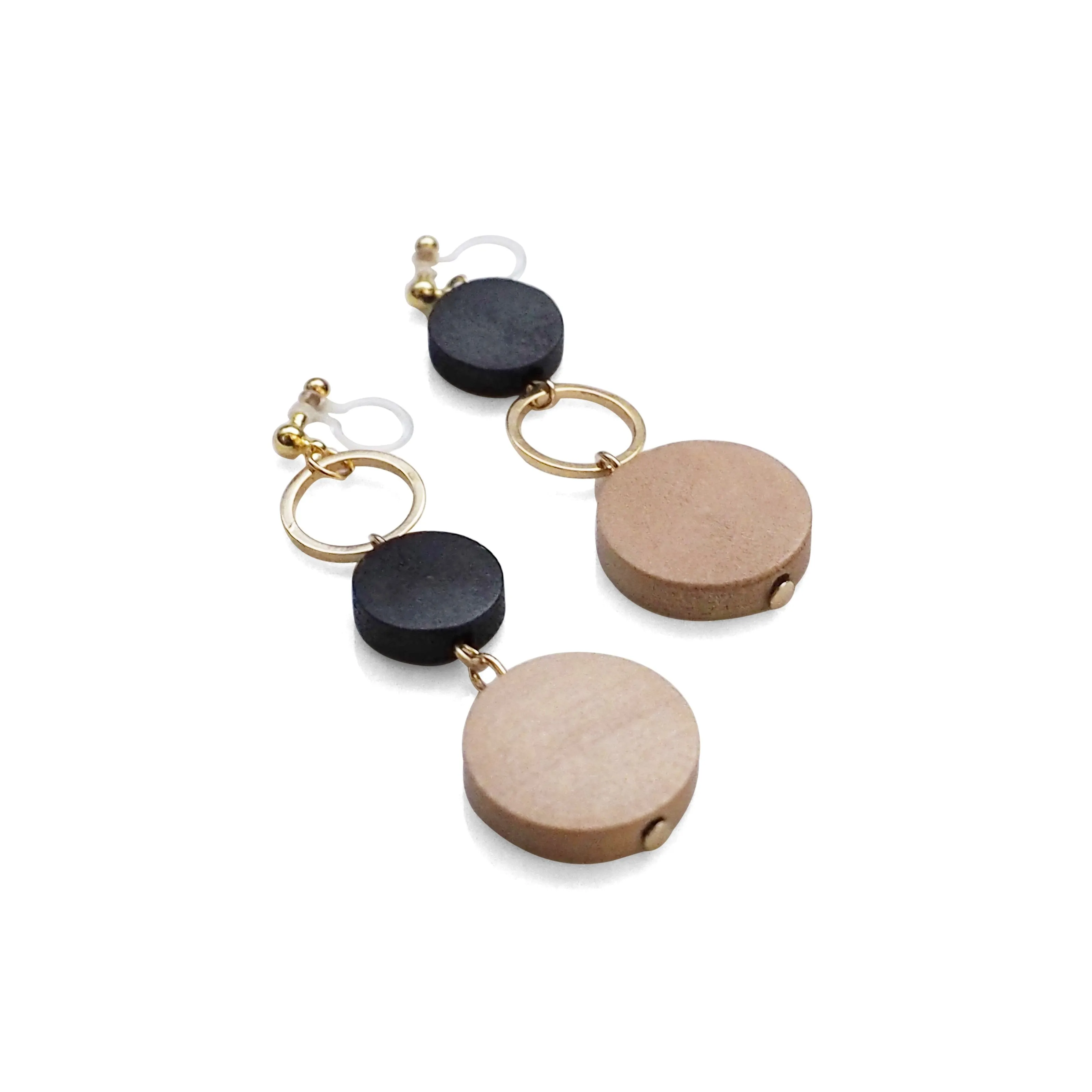 Beige and black wood invisible clip on earrings