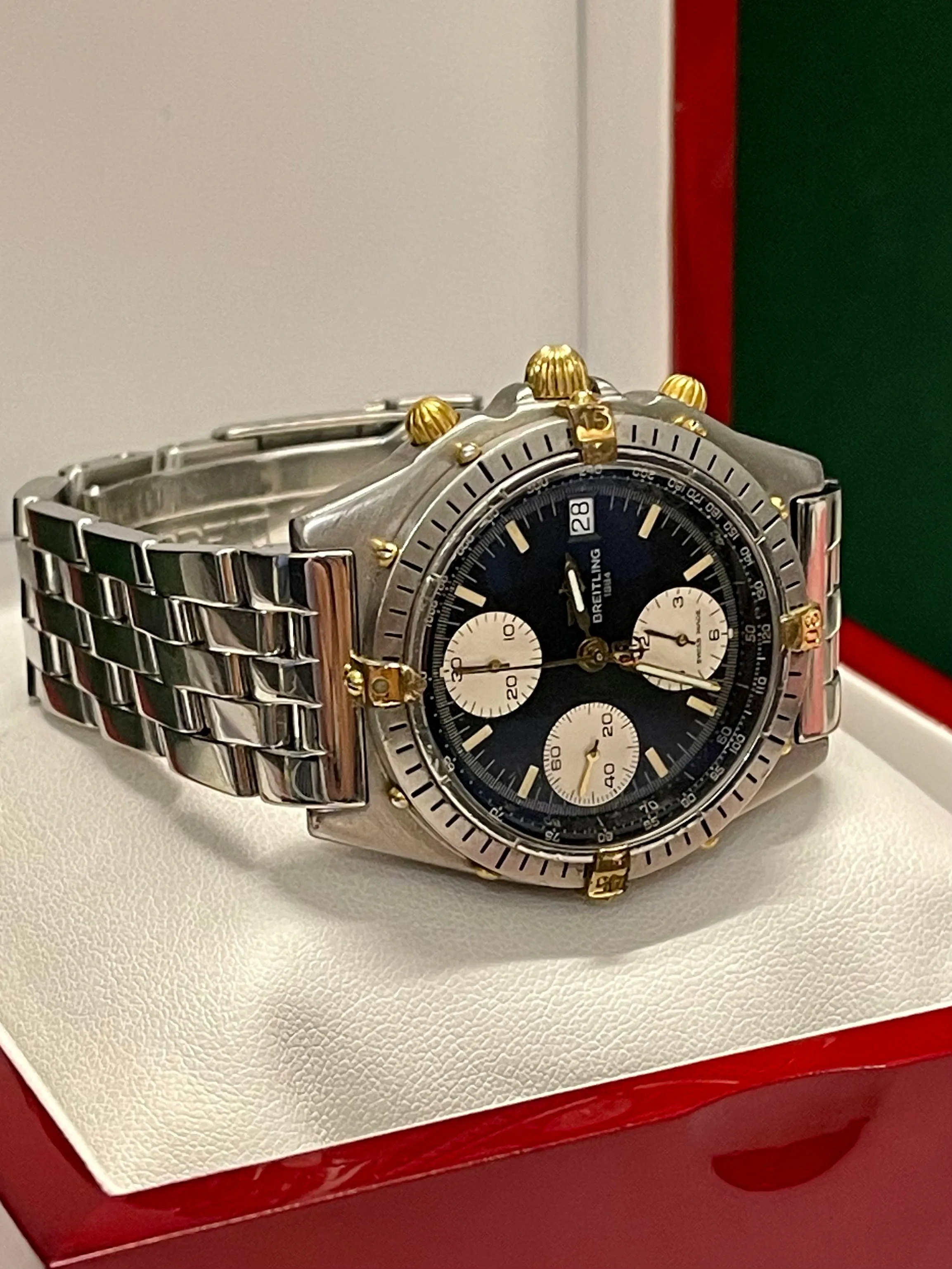BREITLING Ref# 82804 Chronograph Stainless Steel Automatic M. - $15K APR w/ COA!