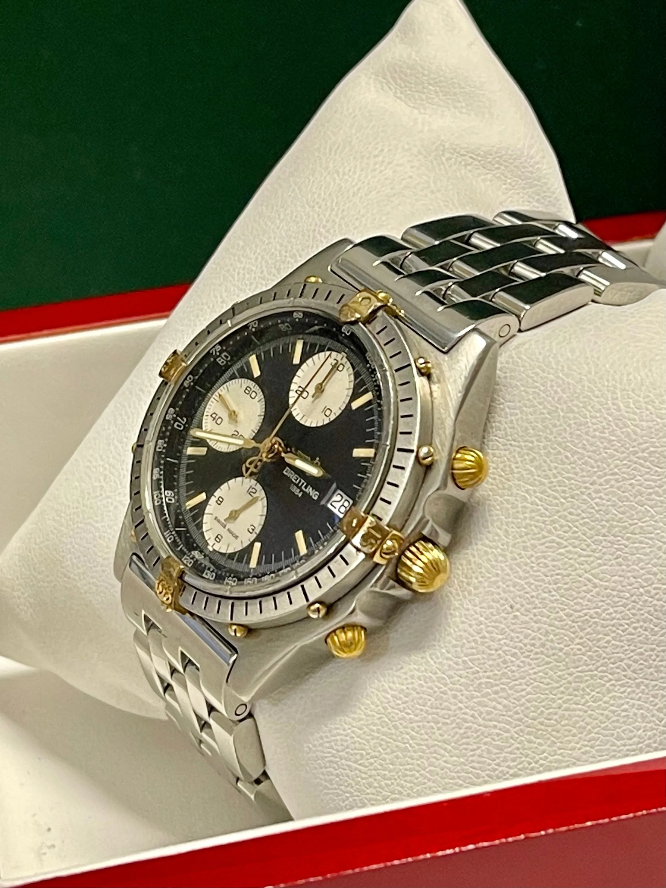 BREITLING Ref# 82804 Chronograph Stainless Steel Automatic M. - $15K APR w/ COA!