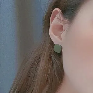 Minimal Square Moss Green Invisible Clip On Earrings