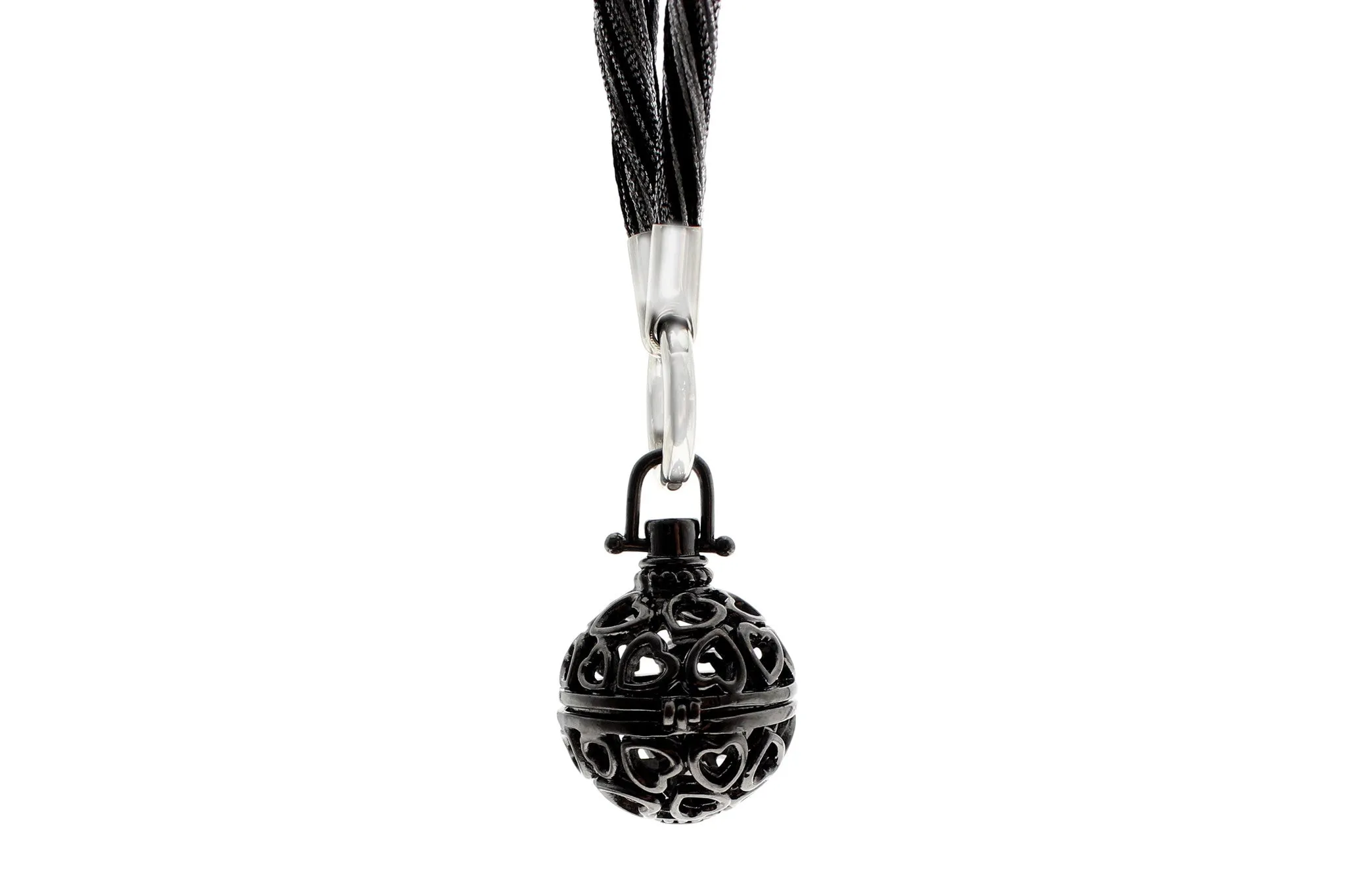 Multi-Strands Viscose Rayon with Heart Locket, Stainless Steel Circle Clasp Necklace, 40cm (15.75")