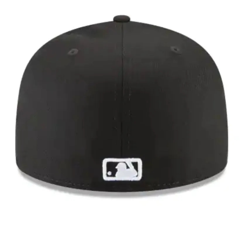 New Era Milwaukee Brewers Black & White Basic 59fifty Fitted Cap