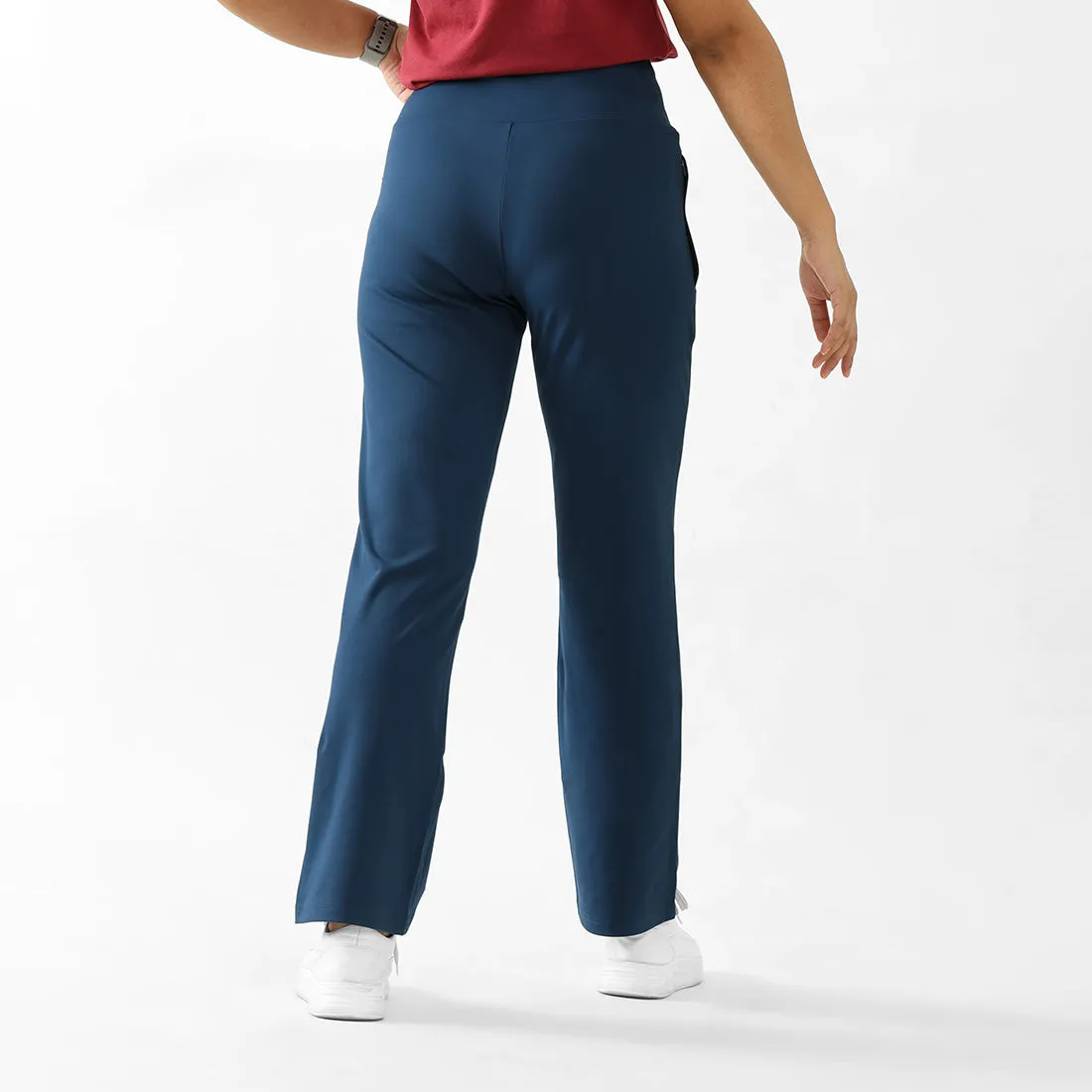 On-The-Go Straight Pants - Classic