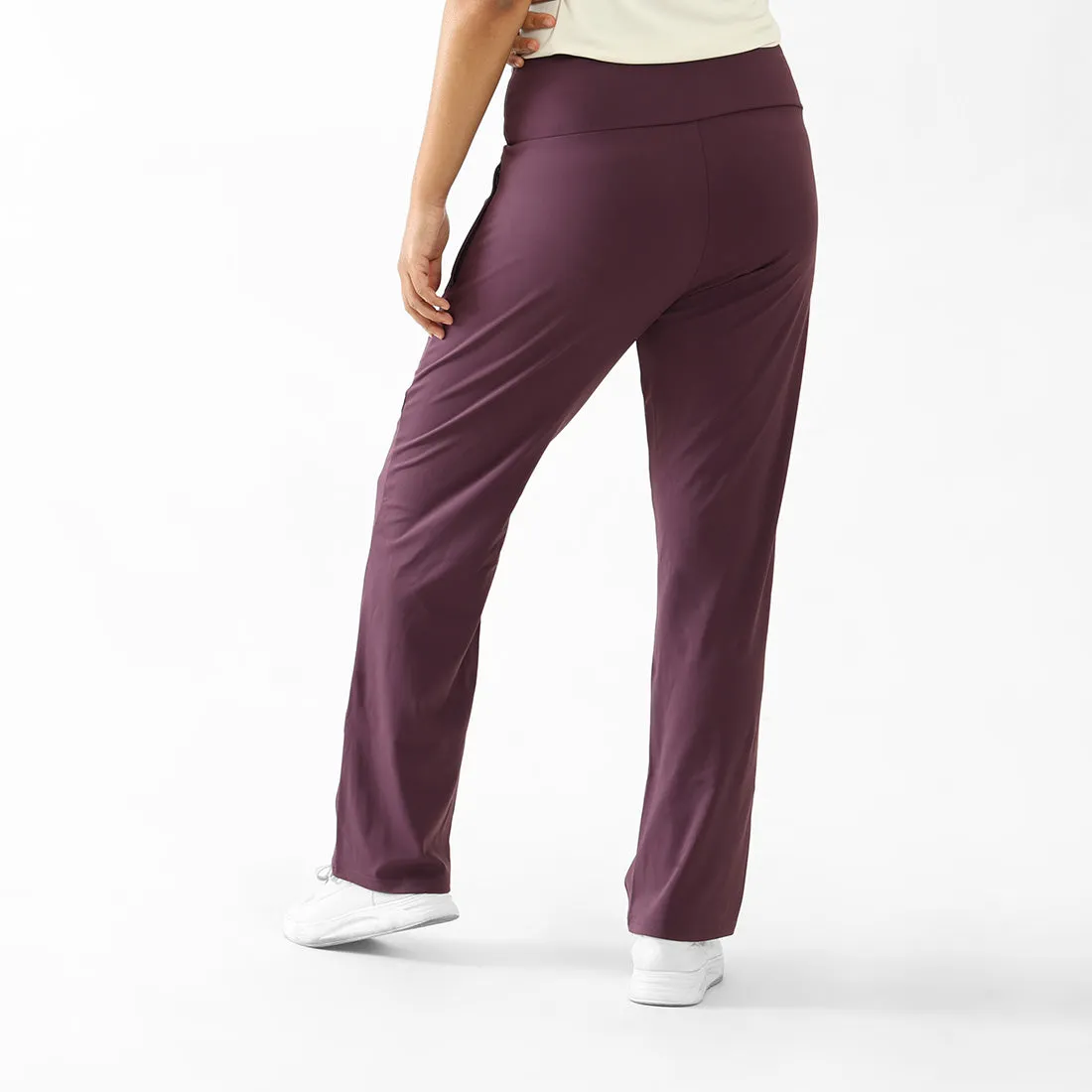 On-The-Go Straight Pants - Classic