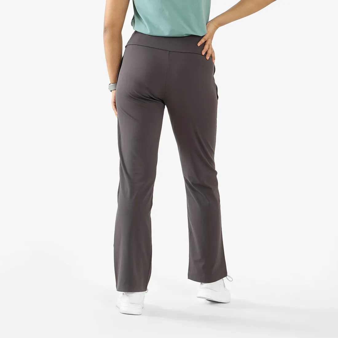 On-The-Go Straight Pants - Classic