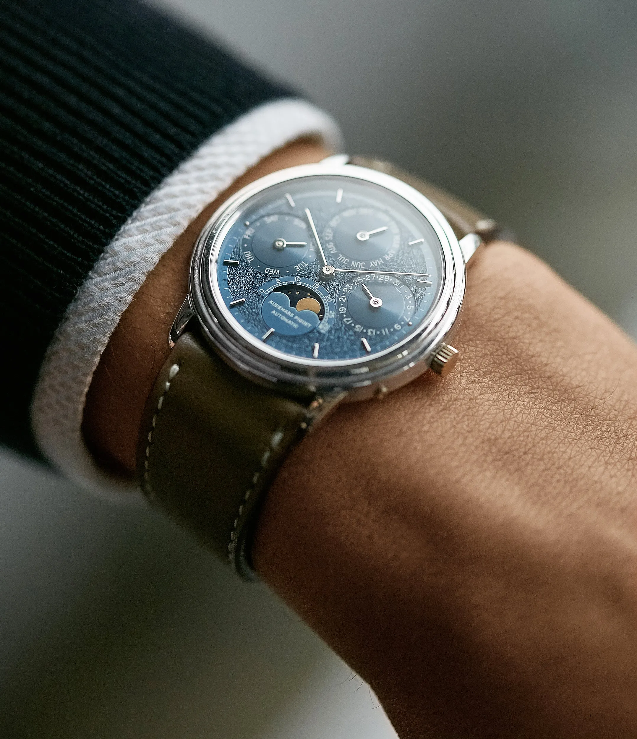 Quantième Perpetual Calendar | Blue 'Tuscan' dial | White Gold