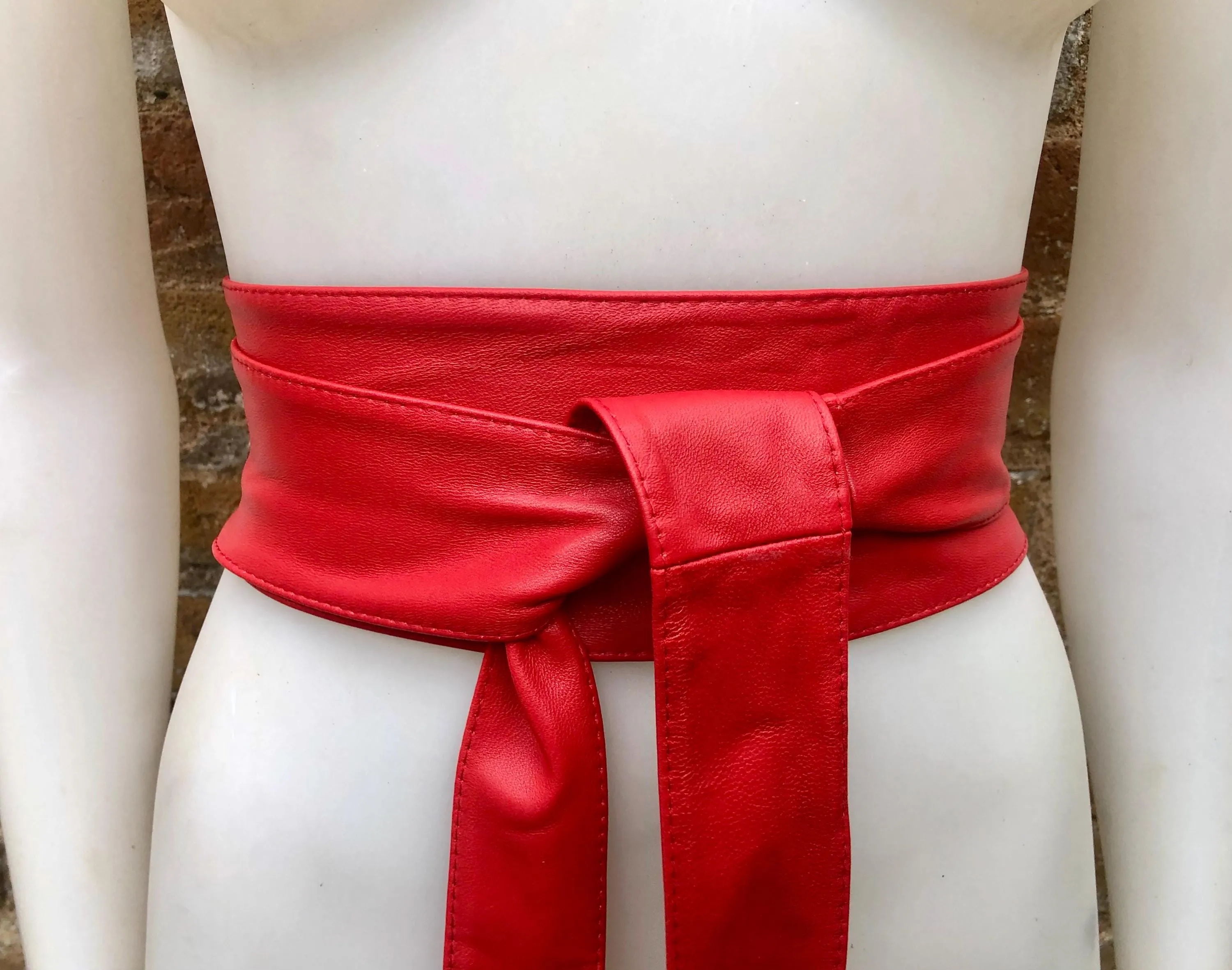 Red obi belt. Wrap belt in soft genuine leather. Wraparound waist belt. Wide style. Red boho dress belt. Bright red overall belt