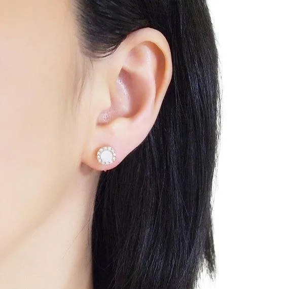 Rose Gold Round Swarovski Crystal Rhinestone Pave Invisible Clip On Stud Earrings ( White )