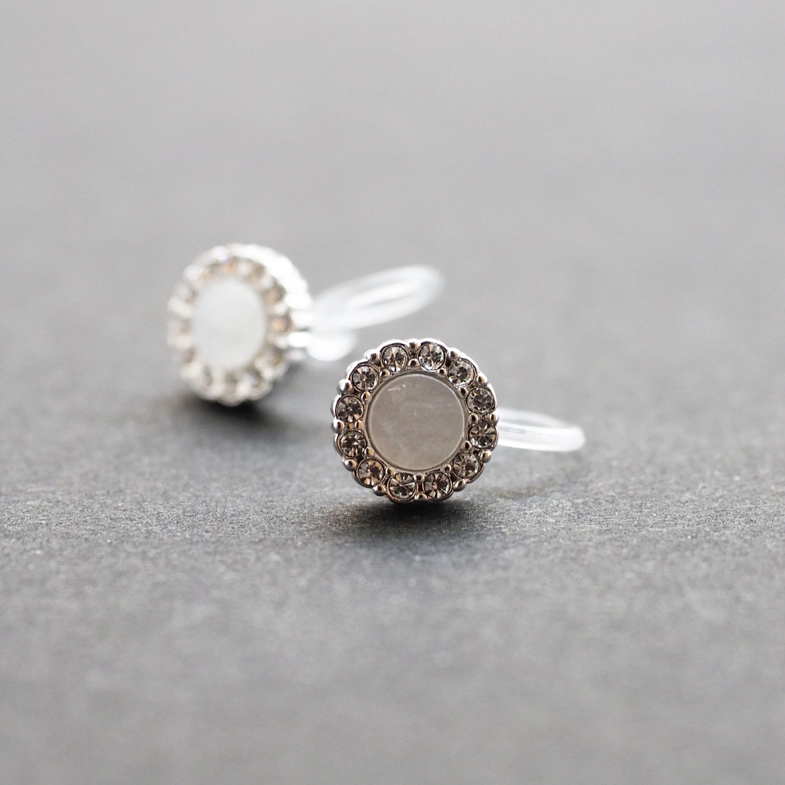 Silver Round Swarovski Crystal Rhinestone Pave Invisible Clip On Stud Earrings ( White )