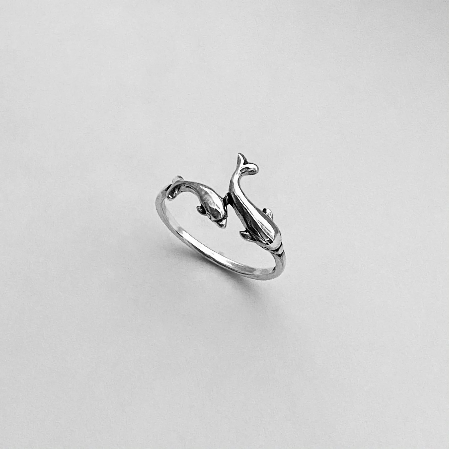 Sterling Silver Mama and Baby Dolphins Ring, Silver Ring, Dolphin Ring, Ocean Rings