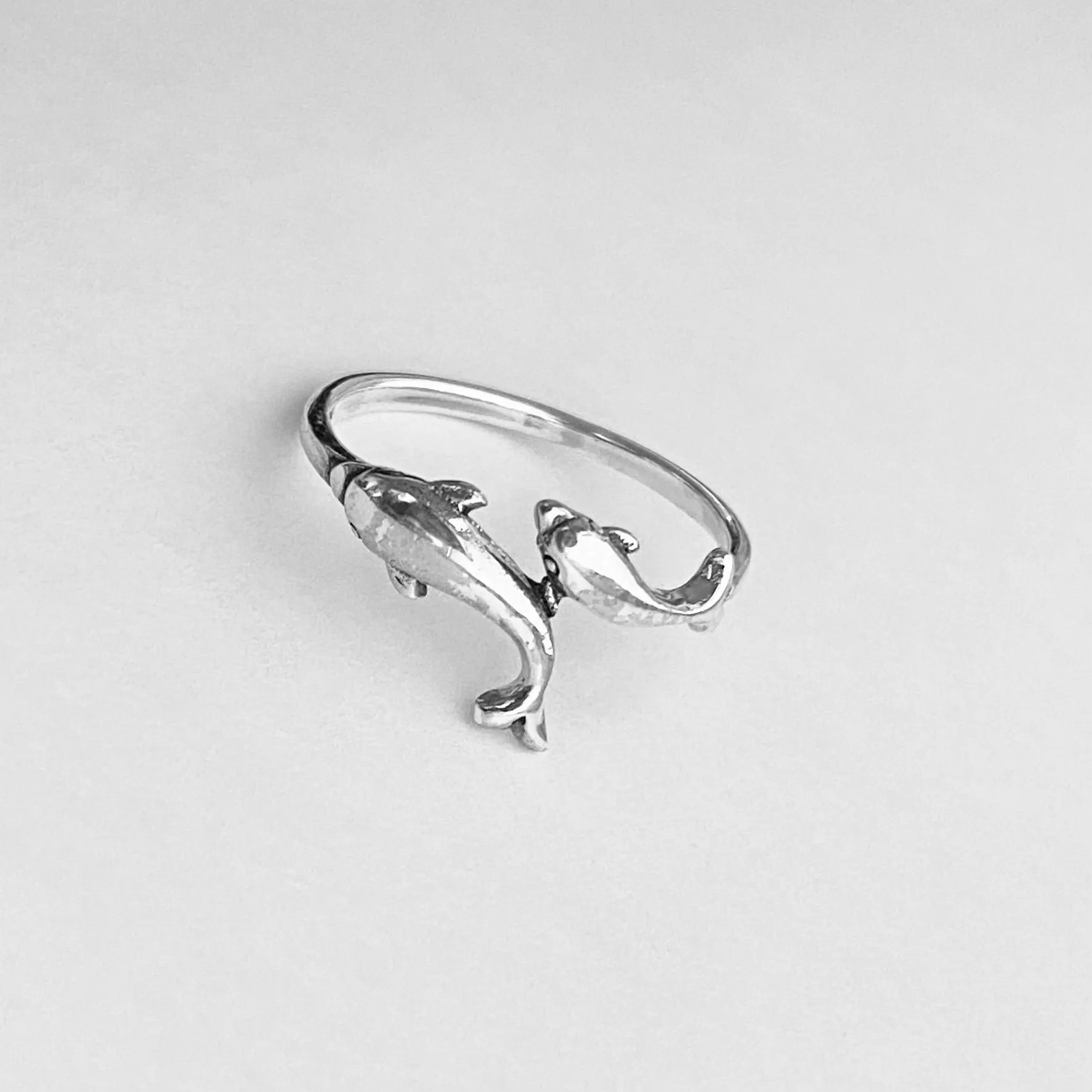 Sterling Silver Mama and Baby Dolphins Ring, Silver Ring, Dolphin Ring, Ocean Rings