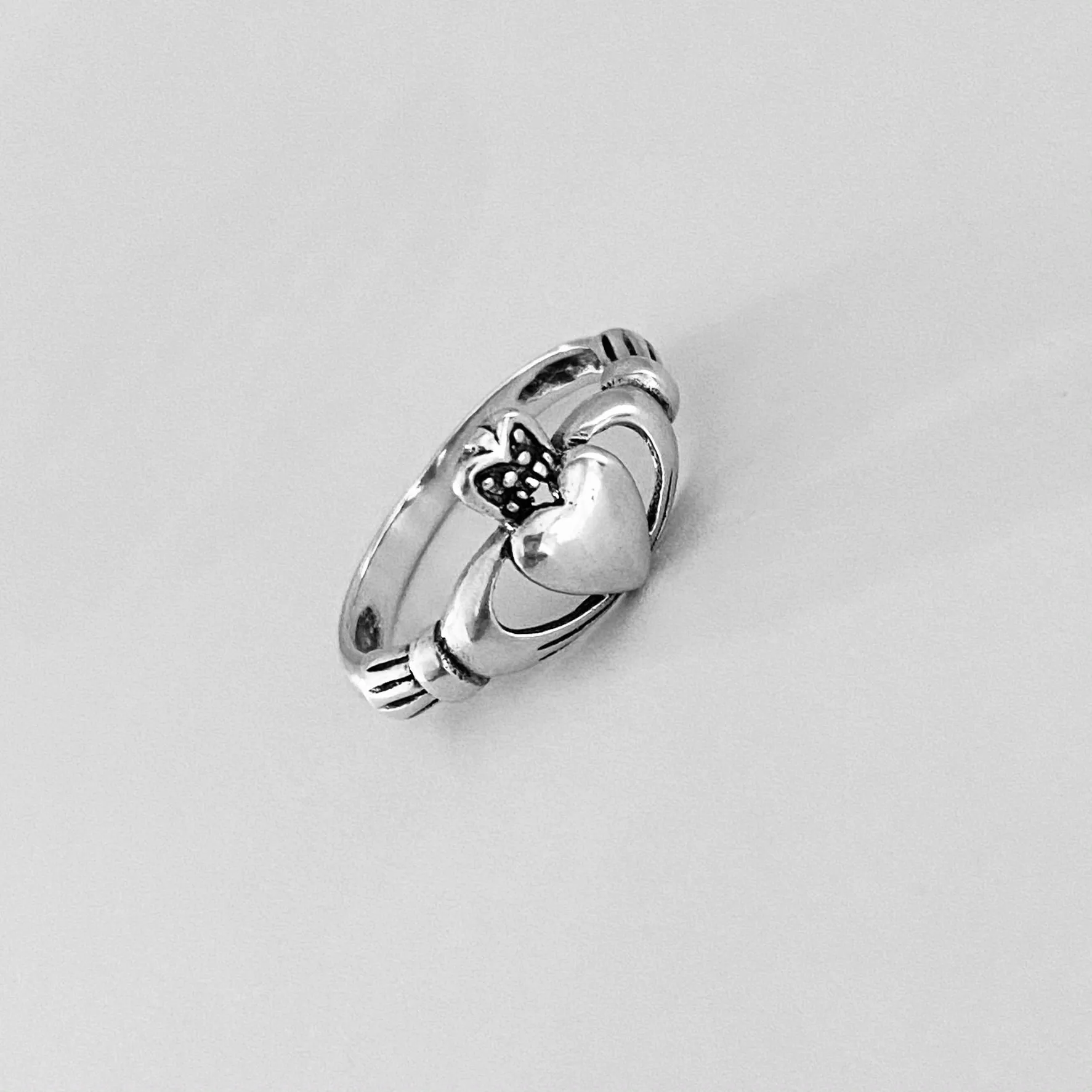 Sterling Silver Medium Claddagh Ring, Friendship Ring, Heart Ring, Irish Ring, Silver Ring