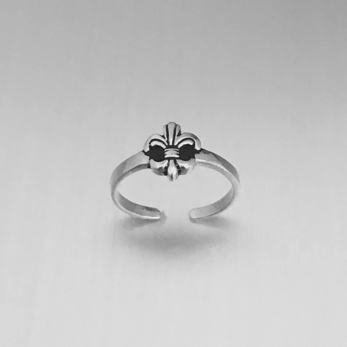 Sterling Silver Small Fleur De Lis Toe Ring, Flower Ring, Lotus Ring, Saints Ring