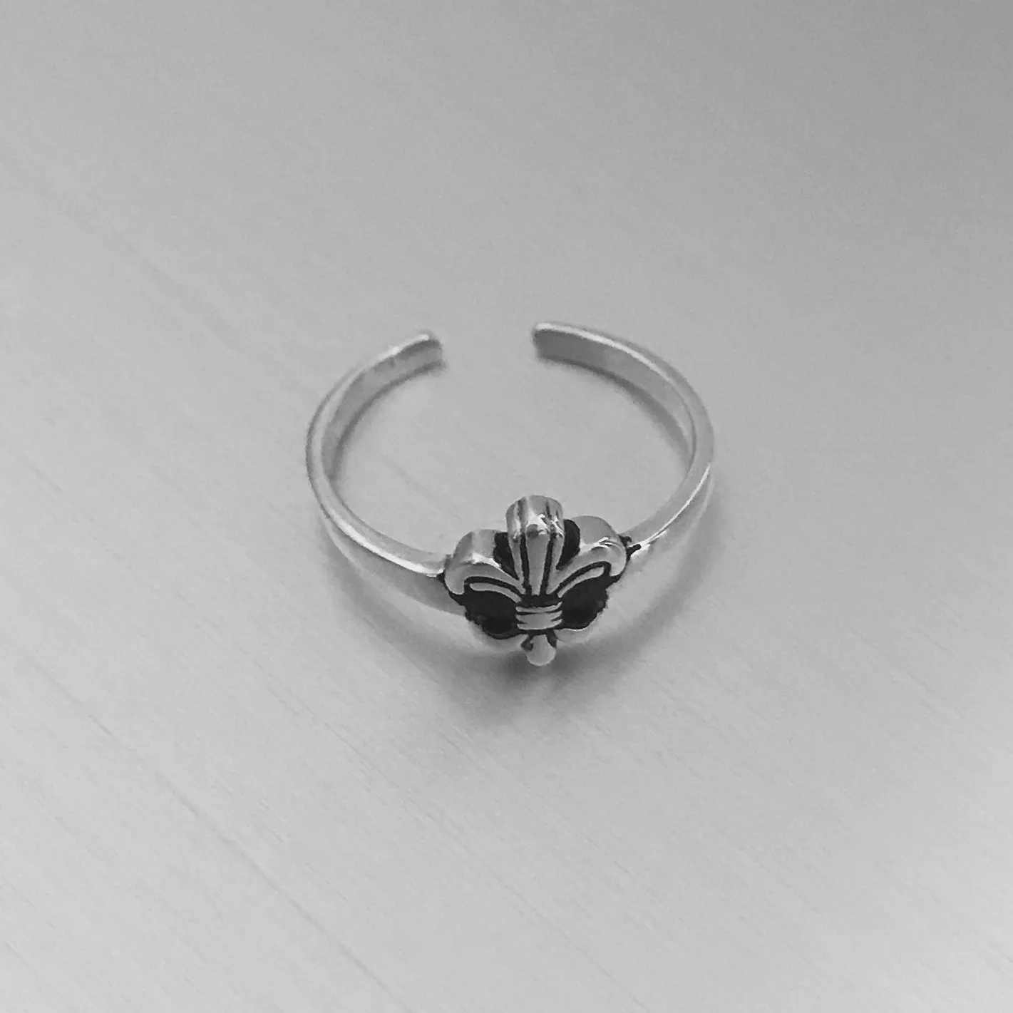 Sterling Silver Small Fleur De Lis Toe Ring, Flower Ring, Lotus Ring, Saints Ring
