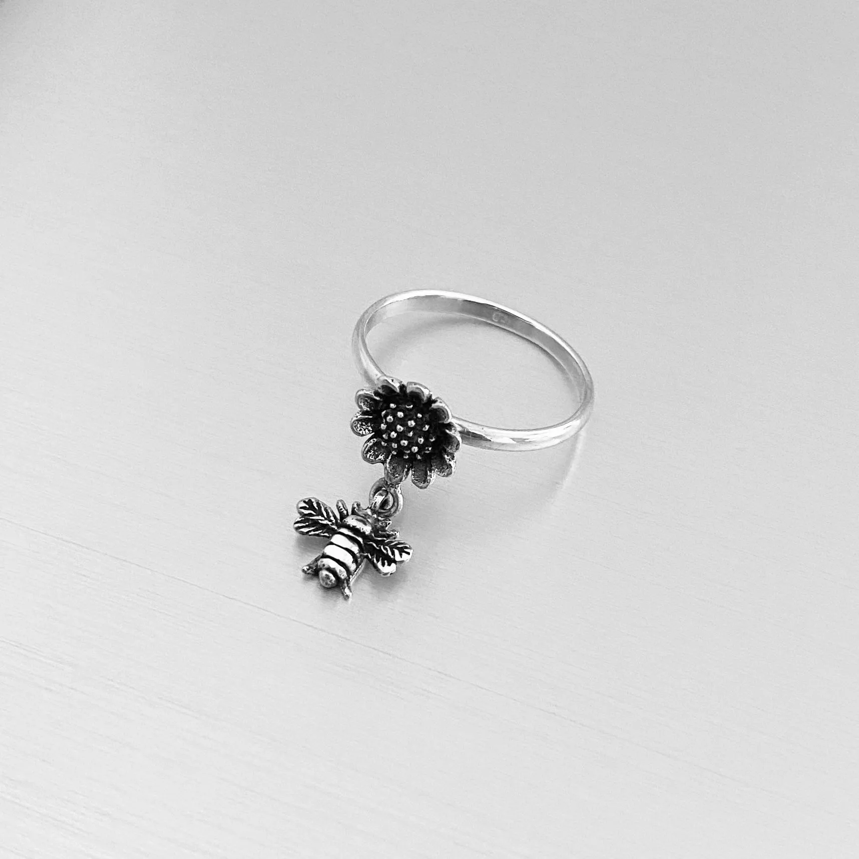 Sterling Silver Sunflower and Dangling Bumblebee Ring, Sunflower Ring, Silver Ring, Flower Ring