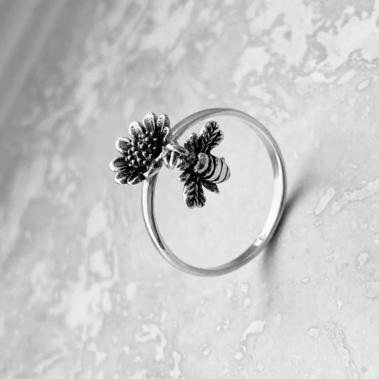 Sterling Silver Sunflower and Dangling Bumblebee Ring, Sunflower Ring, Silver Ring, Flower Ring