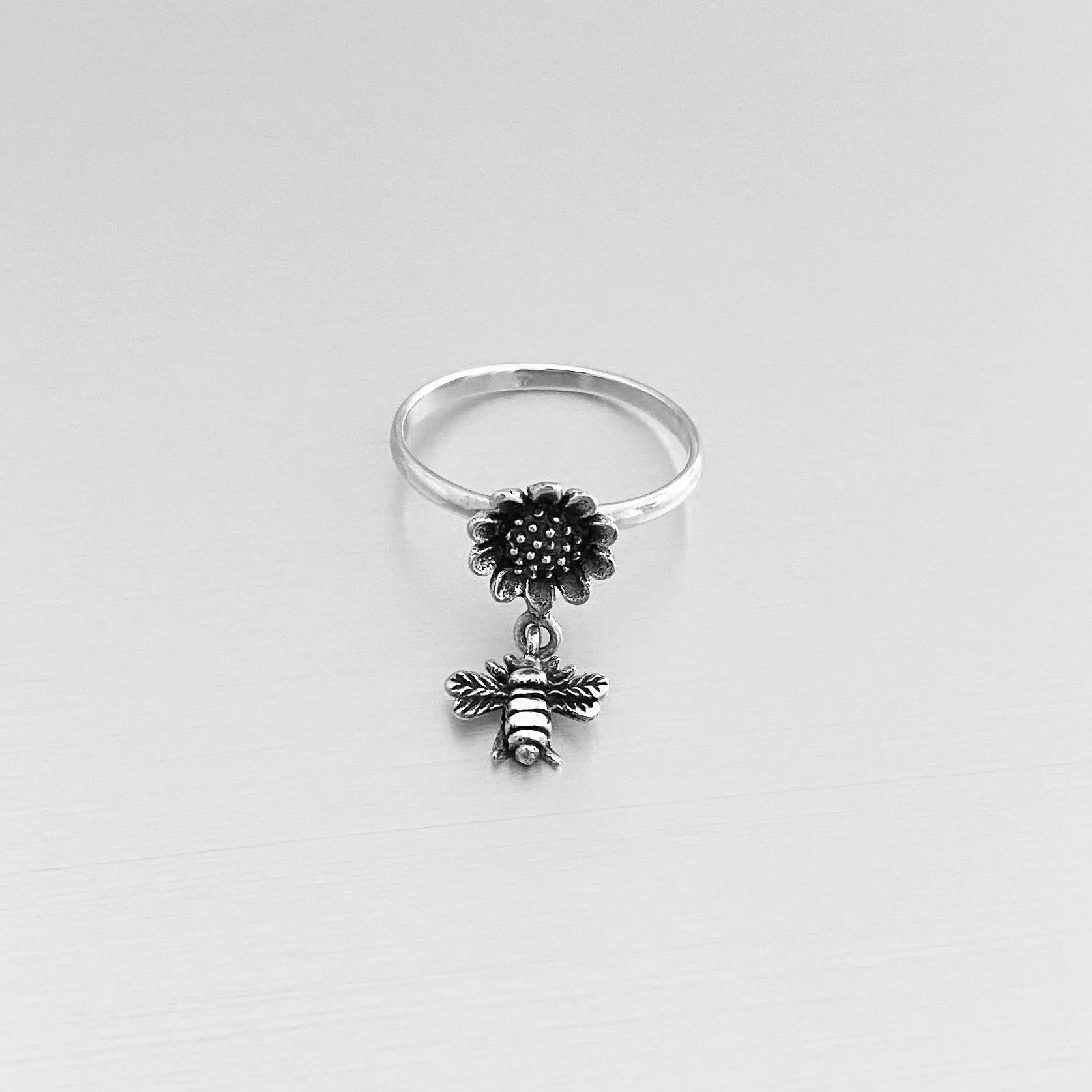 Sterling Silver Sunflower and Dangling Bumblebee Ring, Sunflower Ring, Silver Ring, Flower Ring