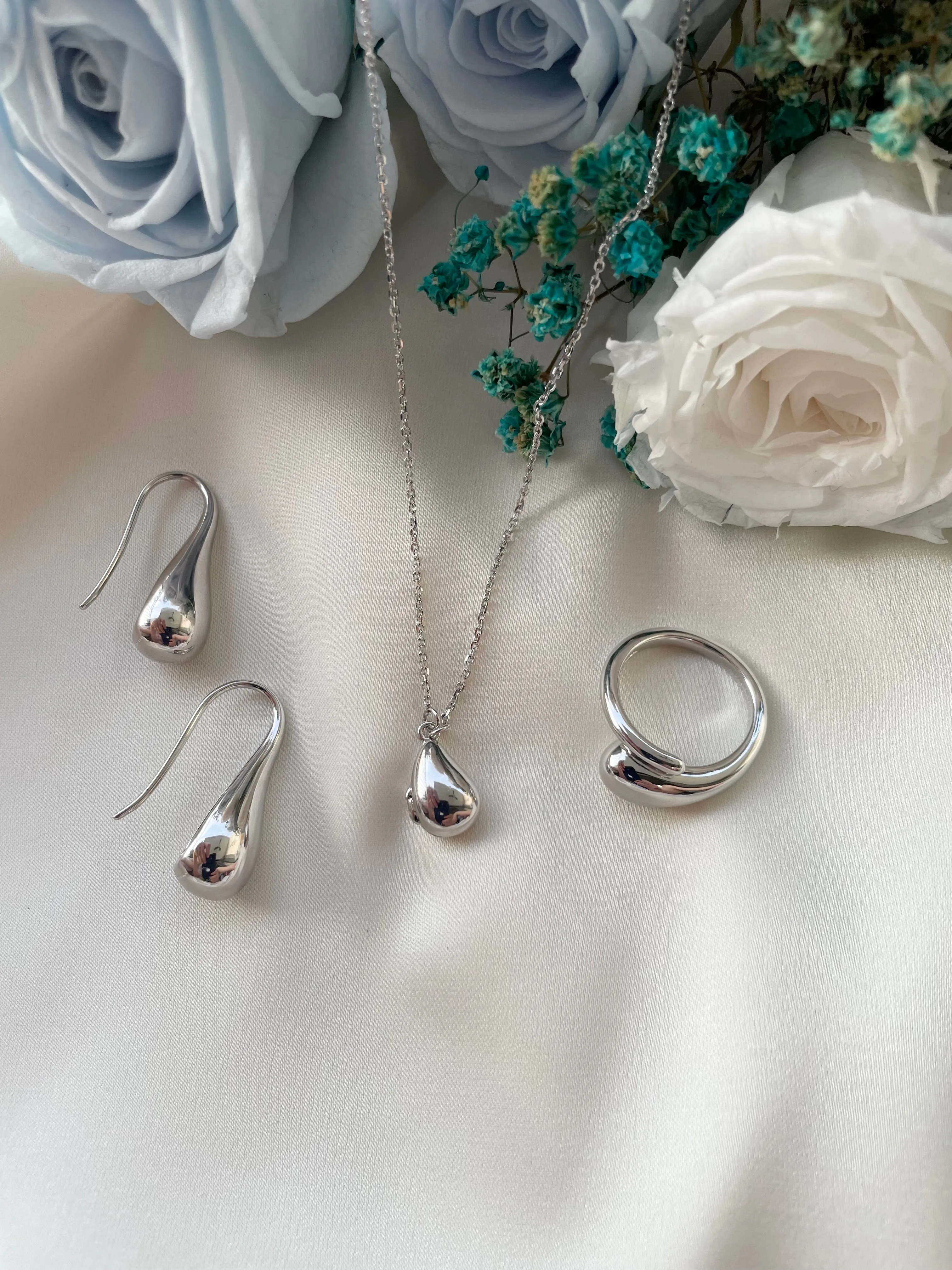 Teardrop Locket in Sterling Silver