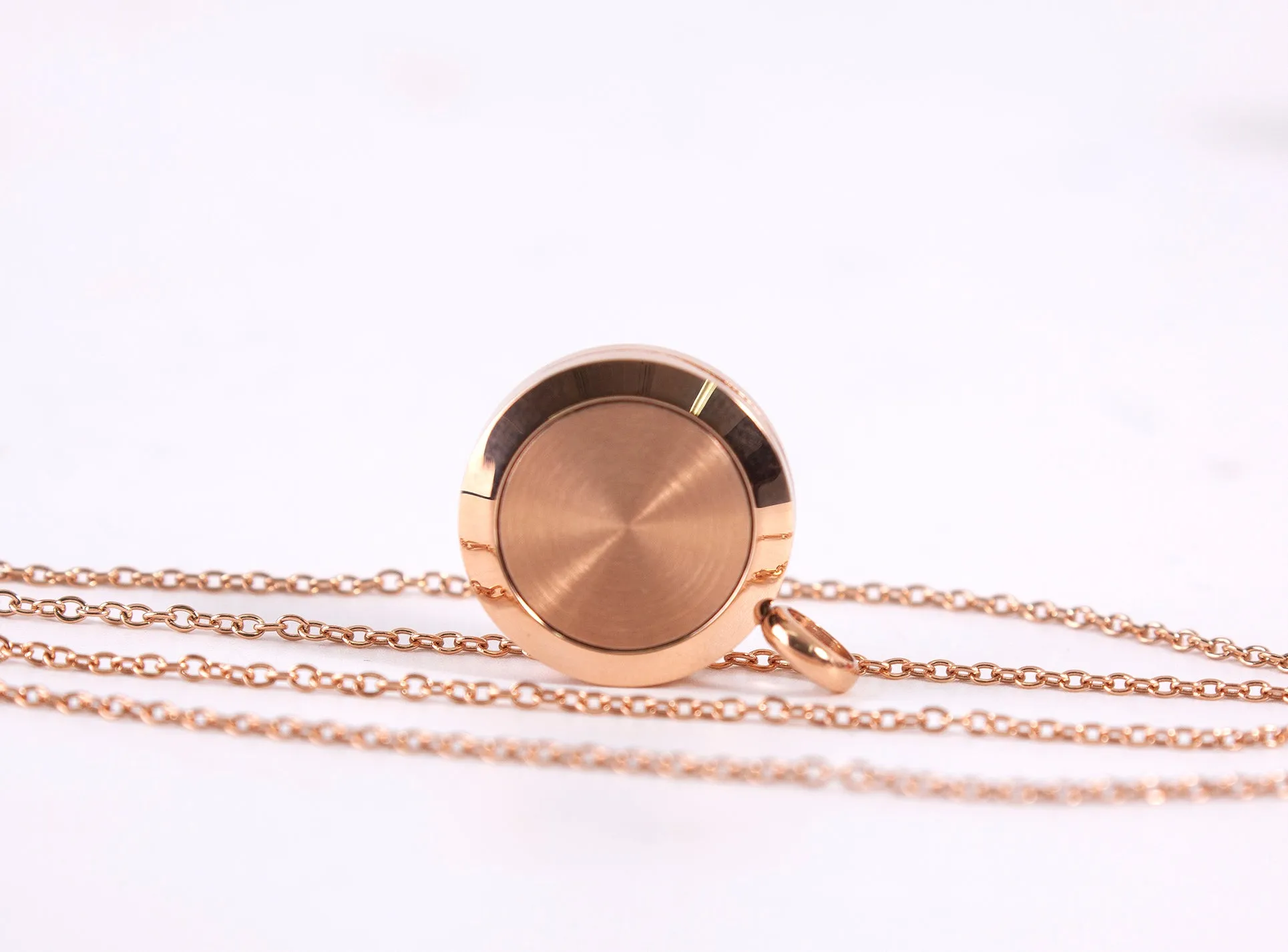 Tree of Life | Aromatherapy Oil Diffuser Necklace Locket with Pad