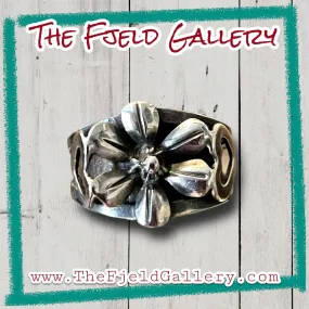 Vintage Sterling Silver Hearts & Daisy Flower Ring